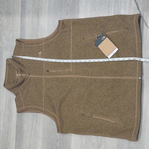 The North Face Classic Gordon Lyons Zip Vest Jacket Utility Brown Mens LAST ONE - Picture 7 of 7